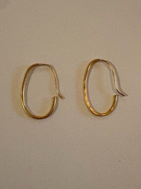 Gold Loop Minimalist Women’s Earrings